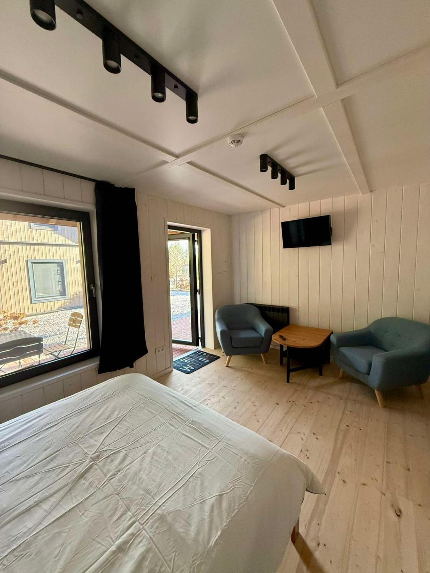 Oberza Pod Zlotym Prosiakiem Hotell Nieborów Eksteriør bilde